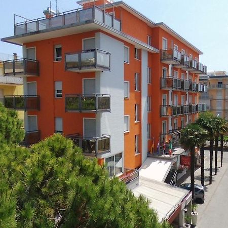Hotel Torino Lido di Jesolo Exterior photo