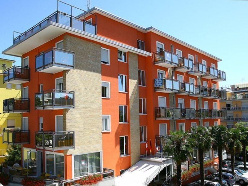 Hotel Torino Lido di Jesolo Exterior photo